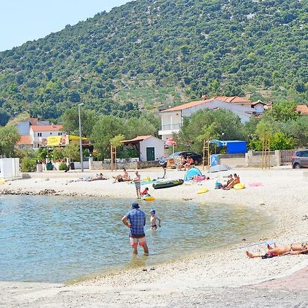 Apartments Borozan Vinišće Kültér fotó
