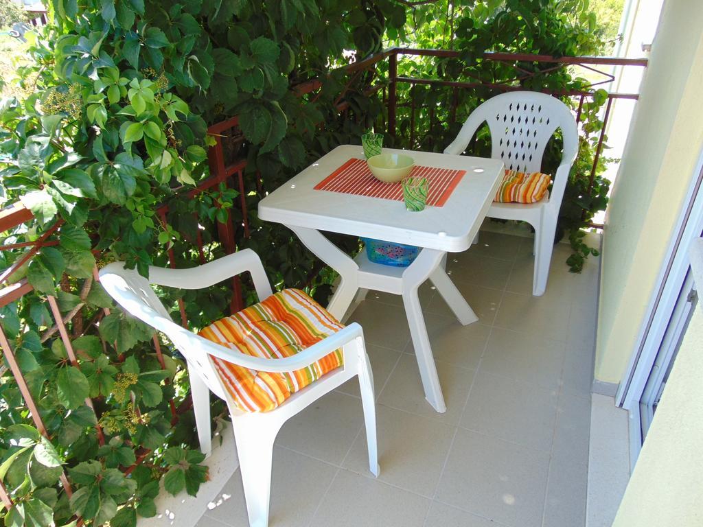 Apartments Borozan Vinišće Szoba fotó