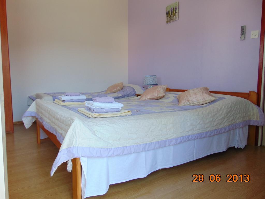 Apartments Borozan Vinišće Szoba fotó