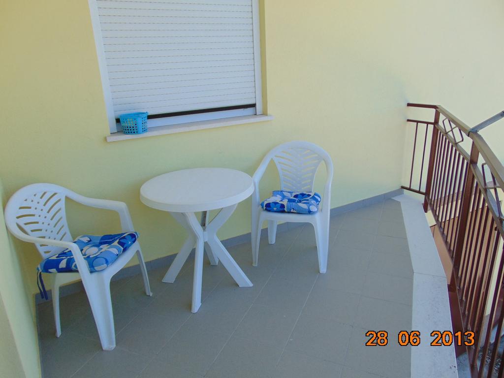 Apartments Borozan Vinišće Szoba fotó